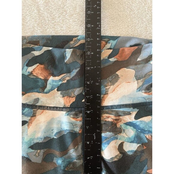 Fabletics define powerhold Leggings In Paintbrush Camo Size Small Workout Yoga - Picture 7 of 8